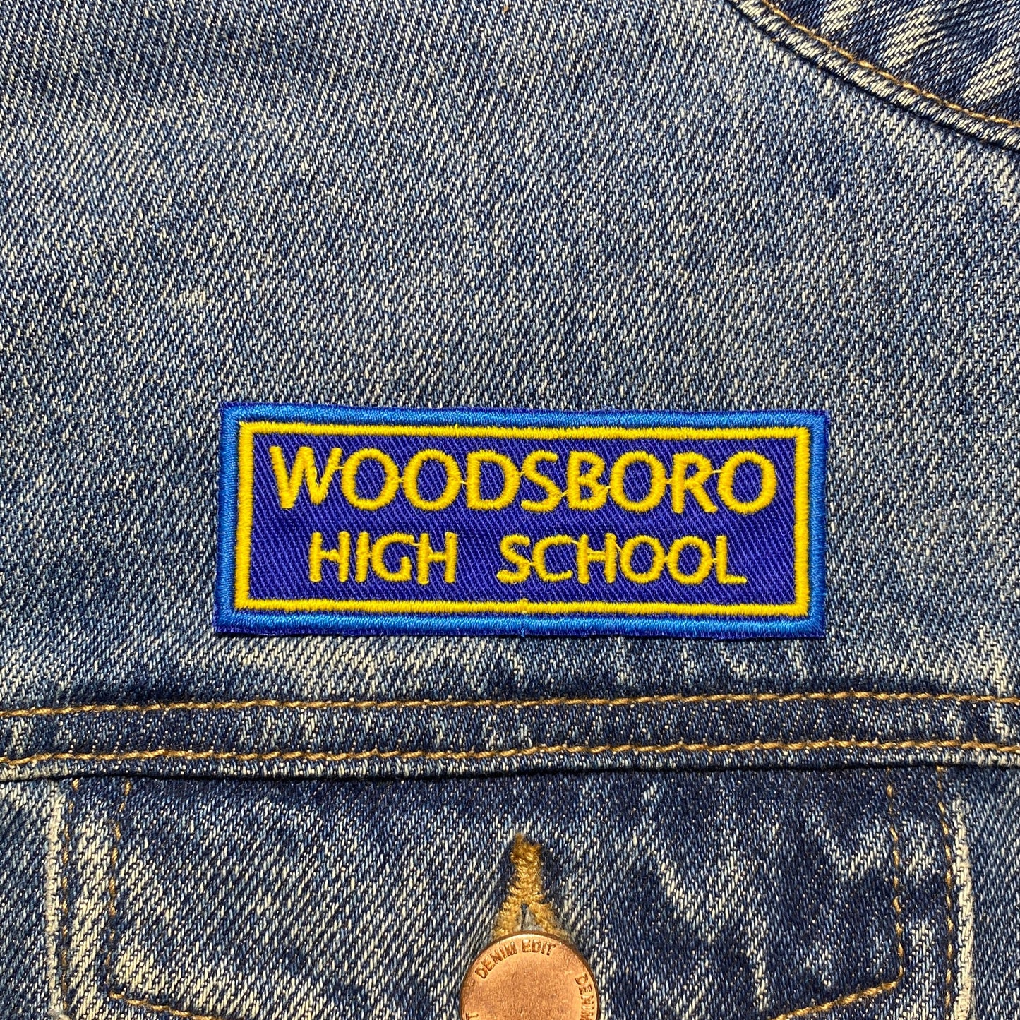 Woodsboro High School Sign