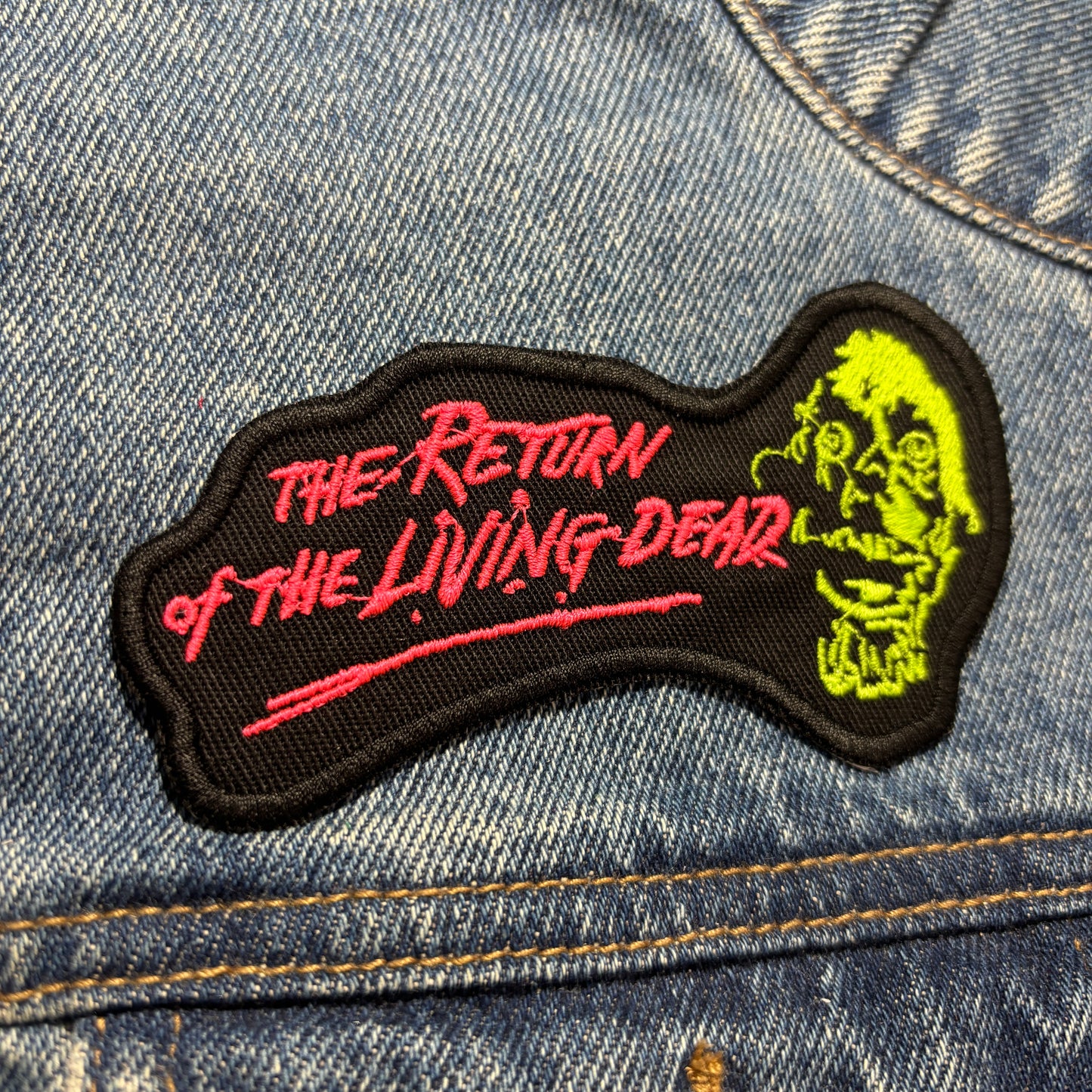 Return Of The Living Dead (Neon)